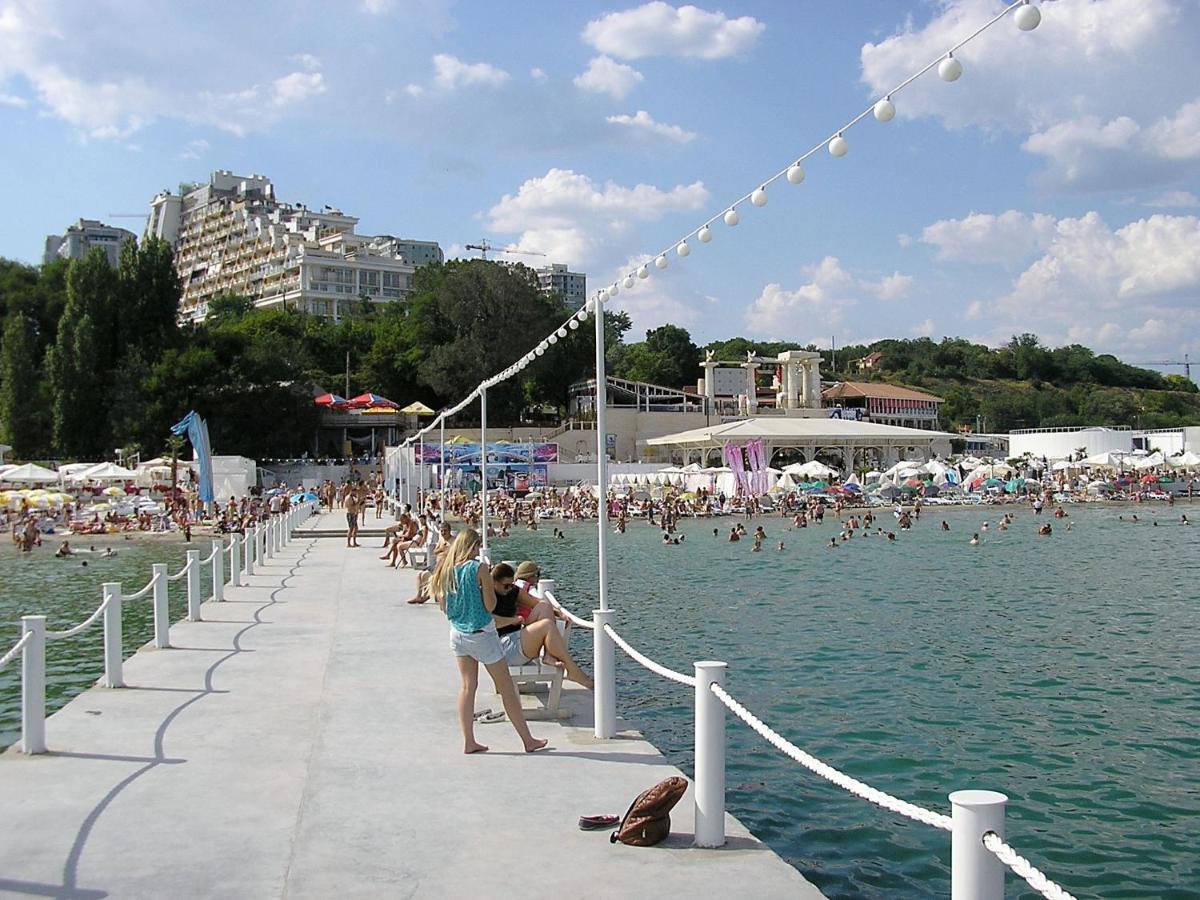 Квартира У Моря Аркадия В 48 Жемчужине Odessa Buitenkant foto